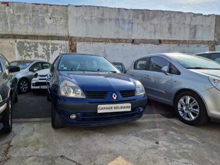 RENAULT CLIO 2002