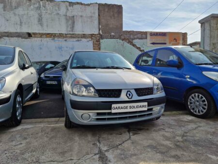 RENAULT CLIO 2003