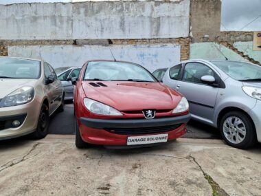 PEUGEOT 206 2001