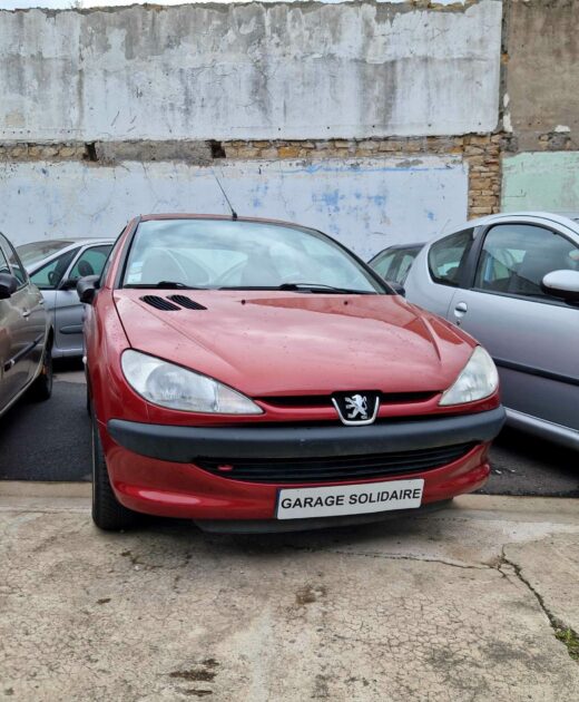 PEUGEOT 206 2001